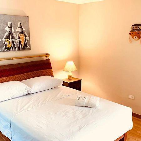 Casa Porta Hostel Лима Екстериор снимка