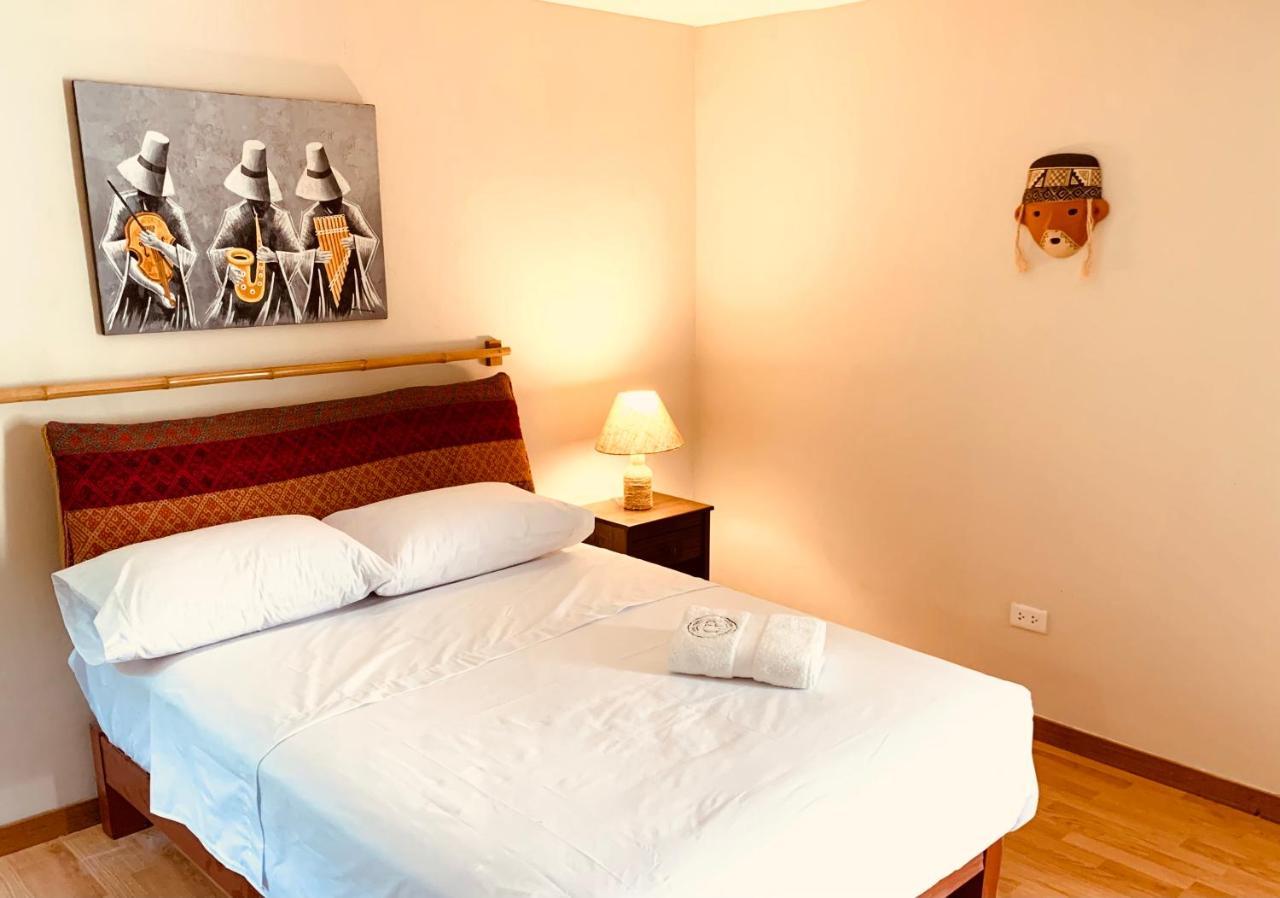 Casa Porta Hostel Лима Екстериор снимка